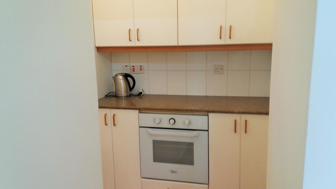 Appartement 312 Depa Court à Larnaca Extérieur photo